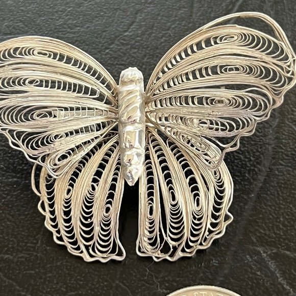 Sterling silver brooches - Picture 2 of 4